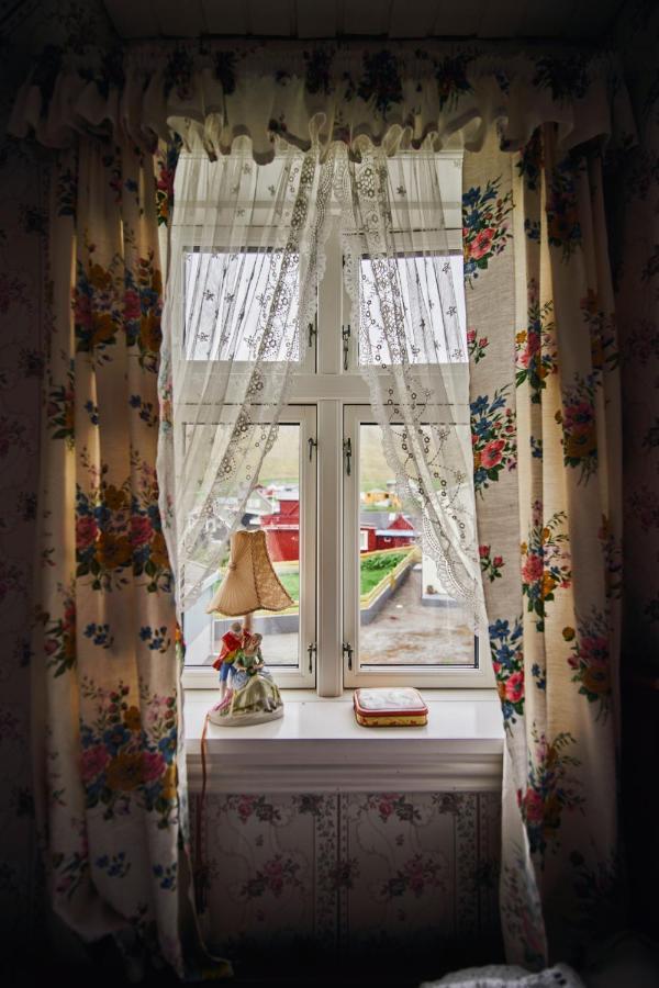 Hotel Heima I Stovu Hvalba Esterno foto