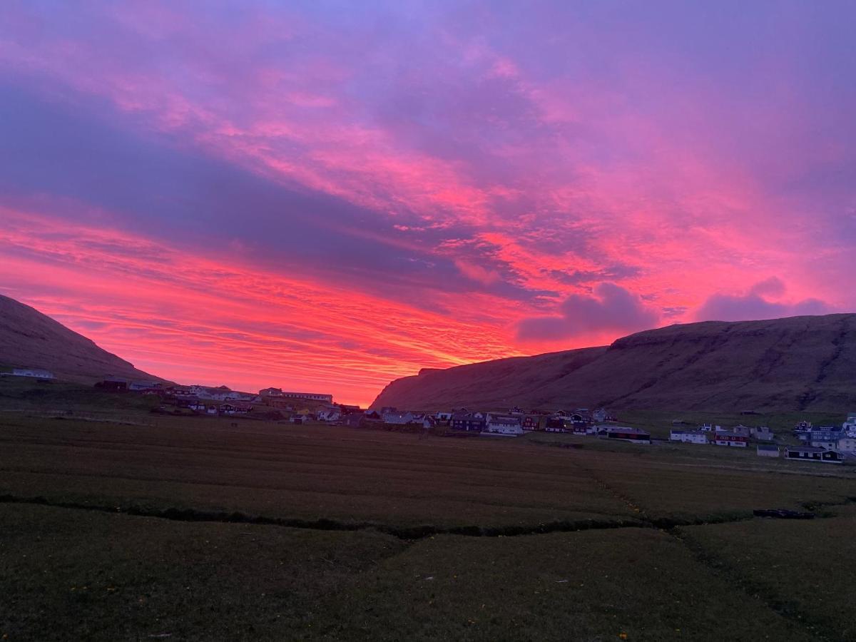 Hotel Heima I Stovu Hvalba Esterno foto